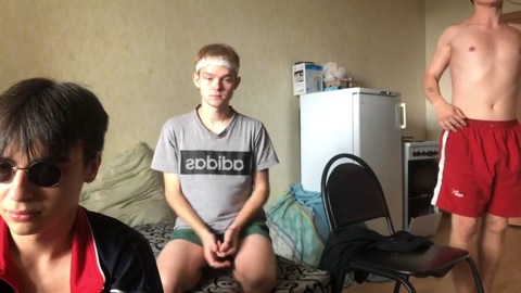 stralght_twinks  08-09-2022